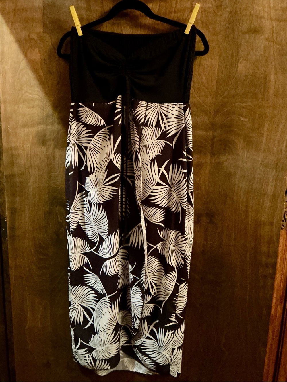 Strapless Black and White Tropical Print Maxi Dress